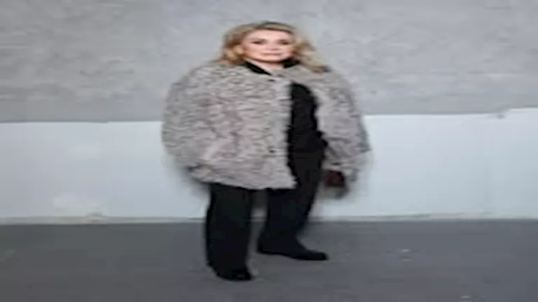 أبرز إطلالات النجوم والنجمات في عرض ديور للرجال 2026