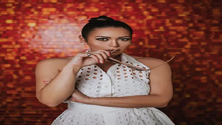 “حكمي عقلك يا بنت الأصول”.. جيني كامل توجه رسالة إلى لقاء الخميسي