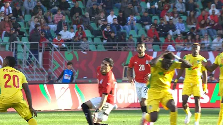 محمد حمدي يستعد للسفر إلى ألمانيا لإجراء جراحة الرباط الصليبي