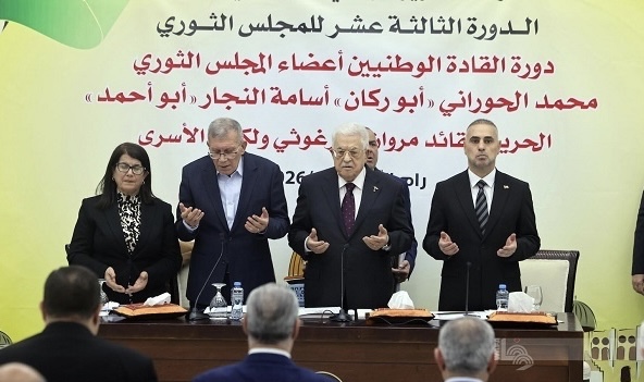 الرئيس عباس : ماضون في خطة الإصلاح والاستعداد للانتخابات العامة