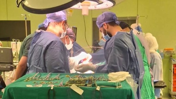 إنقاذ حياة شابة بجراحة زراعة كبد طارئة بمعهد الكبد القومي بجامعة المنوفية