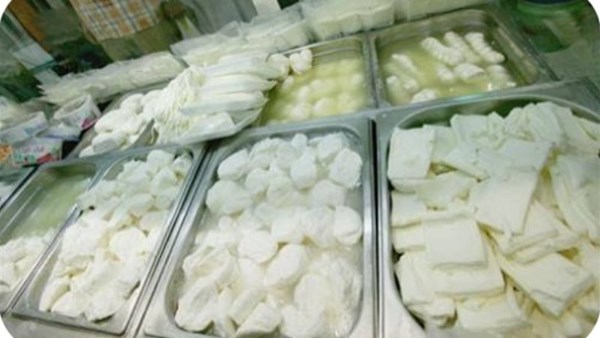 تعرف على أسعار منتجات الألبان بأسواق الوادي الجديد