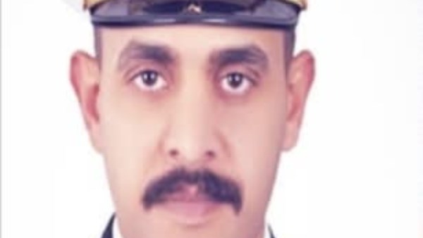 مرضاش يسيبه.. تفاصيل إنقاذ قبطان مصري لمهاجر غير شرعي بالمتوسط