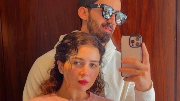 «جنبي وونسي وسندي».. مي عز الدين تُهنئ زوجها أحمد تيمور بعيد ميلاده برسالة مؤثرة