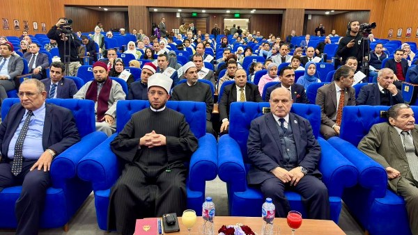 تكريم أعضاء النيابة الإدارية وأسرهم من حفظة القرآن الكريم تكريم أعضاء النيابة الإدارية وأسرهم من حفظة القرآن الكريم