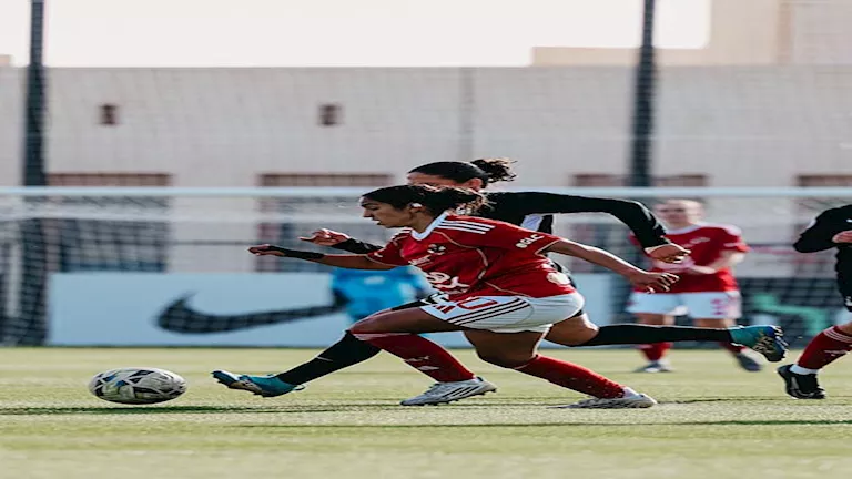 هدايا المنافسين.. ماذا يحتاج الأهلي للفوز بأول لقب في دوري السيدات؟
