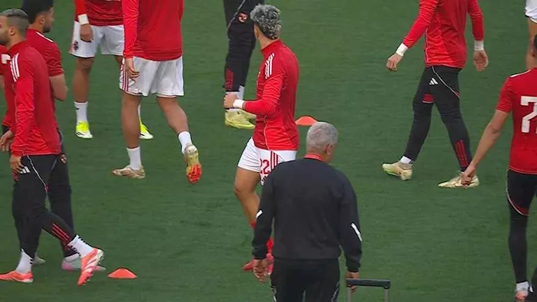 لحظة بلحظة.. الأهلي ضد الجيش الملكي.. تشكيلة الفريقين