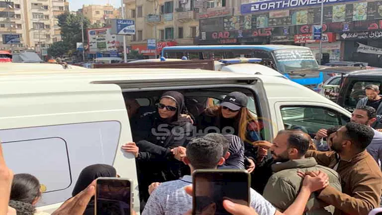 موعد ومكان عزاء والدة الفنانة ريم مصطفى