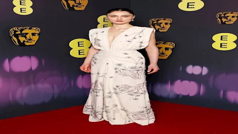 قبل انطلاق بافتا 2026… أسوأ إطلالات النجمات التي أثارت الجدل في حفل 20