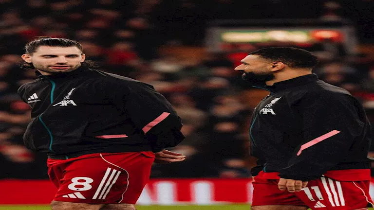 محمد صلاح ينشر 4 صور جديدة من مباراة ليفربول ونيوكاسل