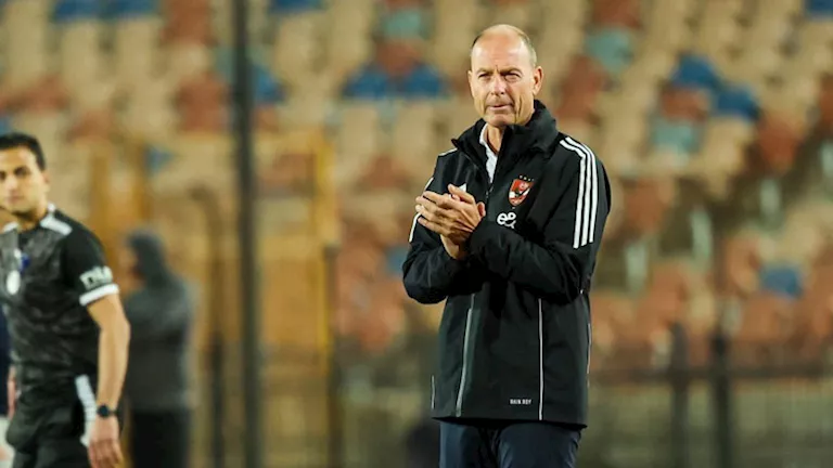 توروب يعلن قائمة الأهلي لمواجهة سموحة في الدوري