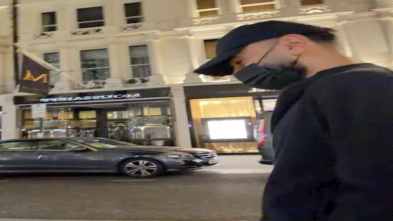 محمد صلاح يشارك متابعيه صورًا من إفطاره في رمضان