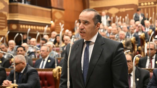 الإدمان الرقمي تحد وطني.. وأتحدث كأب قبل أن أكون وزيرًا