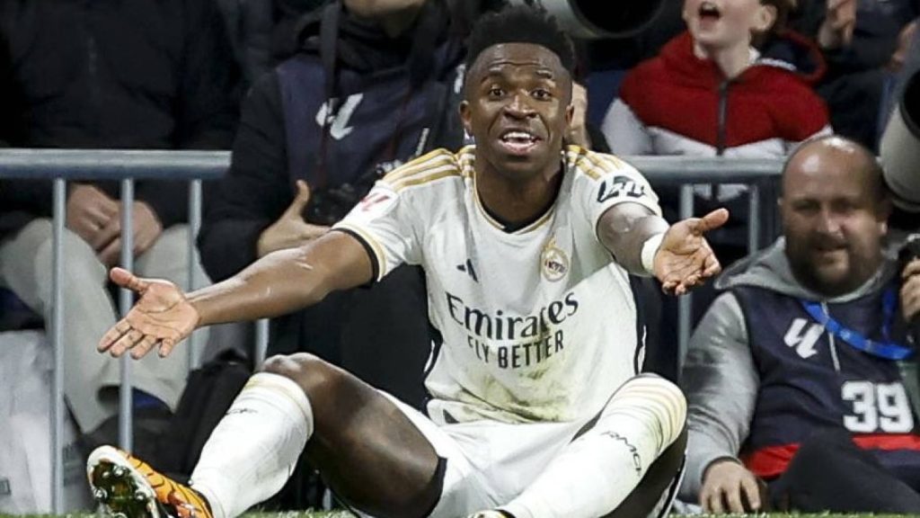 فينيسيوس جونيور في مرمى العنصرية.. 20 واقعة منذ 2018 وحُكم تاريخي يهز الكرة الإسبانية