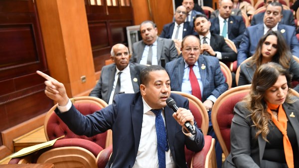 إسكان النواب تناقش اقتراحا برغبة بشأن تفعيل إيقاف بعض القطارات بمحطة سكك حديد أرمنت.. اليوم