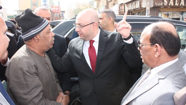 محافظ بني سويف يستمع لطلبات واحتياجات المواطنين محافظ بني سويف يستمع لطلبات واحتياجات المواطنين