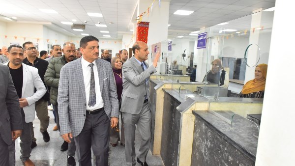 محافظ أسيوط يتفقد التشغيل التجريبي لمجمع الخدمات الحكومية بالشامية