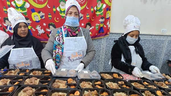 يوفر350وجبة..”مطبخ المصرية”مبادرة مؤسسية لتمكين المرأة ودعم الأسر بقنا