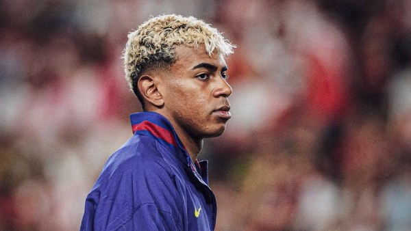 الإفطار والسحور.. برشلونة يضع خطة غذائية خاصة لـ يامال في رمضان