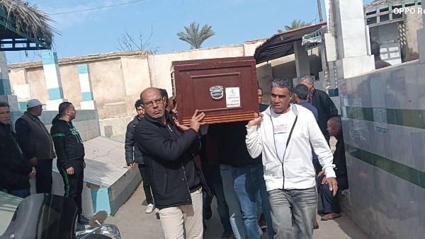 محافظ بورسعيد ينعى شقيقة اللواء سمير فرج مستشار رئيس الجمهورية محافظ بورسعيد ينعى شقيقة اللواء سمير فرج مستشار رئيس الجمهورية