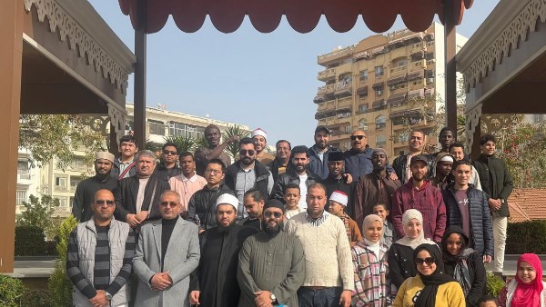 متسابقو بورسعيد الدولية يروّجون لمعالم المدينة خلال جولة سياحية برفقة شباب المسابقة متسابقو بورسعيد الدولية يروّجون لمعالم المدينة خلال جولة سياحية برفقة شباب المسابقة