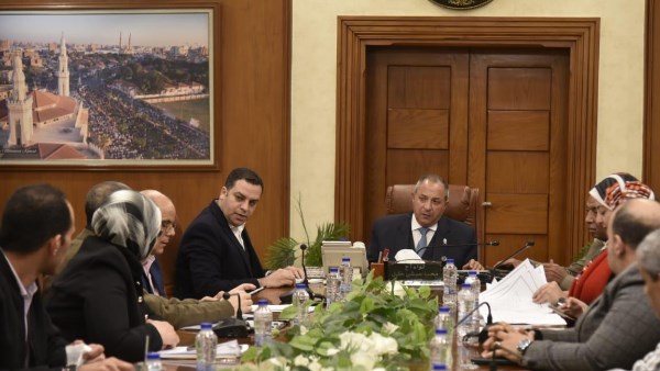 محافظ بورسعيد: كل طلب يقدم من مواطن يدرس.. ولن أخالف القانون | شاهد