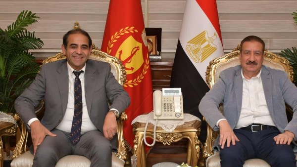 للتهنئة بثقة القيادة السياسية.. محافظ بورسعيد يستقبل رئيس الجامعة للتهنئة بثقة القيادة السياسية.. محافظ بورسعيد يستقبل رئيس الجامعة