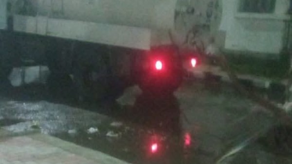 بورفؤاد.. استمرار العمل لرفع تجمعات مياه البحر المتوسط على مدار الساعة