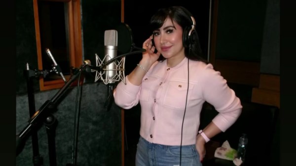 بوسي تتألق في أحدث ظهور عبر انستجرام.. شاهد