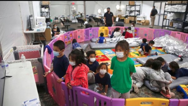 حملة ترامب للترحيل الجماعي.. ارتفاع حاد في حالات احتجاز الأطفال المهاجرين