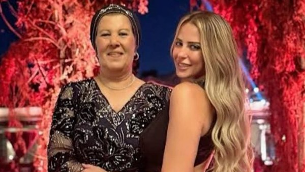 وفاة والدة الفنانة ريم مصطفى