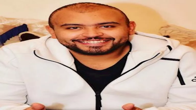 مصطفى بسيط يكشف كواليس تعاونه مع محمد إمام في مسرحية لأول مرة