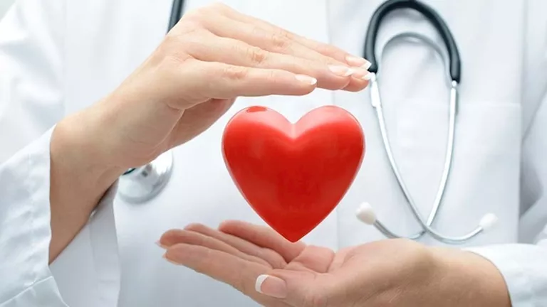 الطقس البارد وخطر القلب: علامات تحذيرية يجب الانتباه إليها