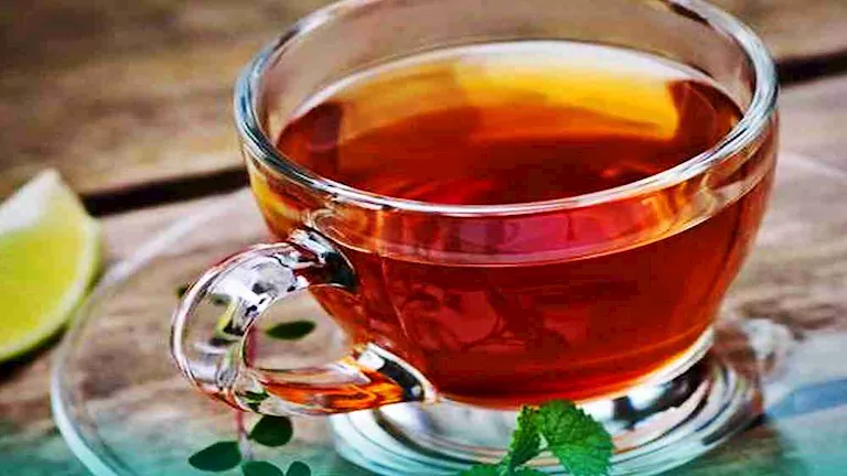 لماذا تظهر الرغوة على الشاي؟ اعرف فوائدها الصحية