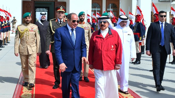 الرئيس السيسي في زيارة للبحرين والسعودية..ويؤكد مصيرنا واحد..فيديو