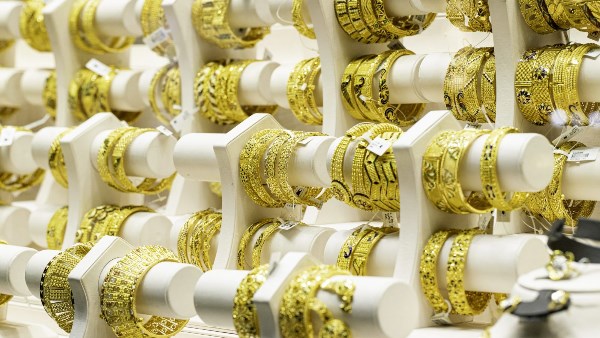 500 جنيه زيادة جديدة.. قفزة جنونية في سعر الذهب عيار 21