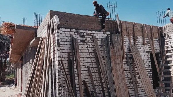 إزالة 23 حالة تعد على أراض زراعية ومخالفات بناء بـ4 مراكز