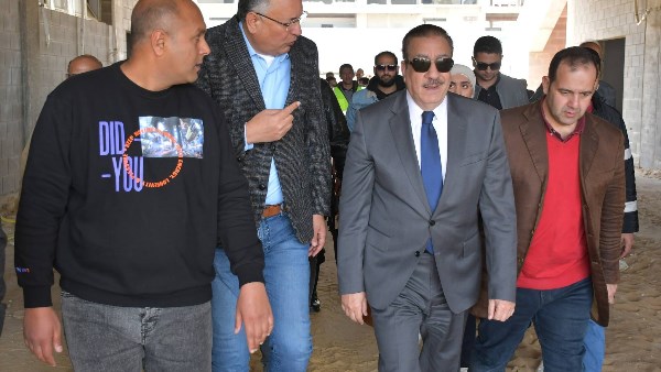 محافظ بورسعيد يتفقد مشروع الاستاد الجديد محافظ بورسعيد يتفقد مشروع الاستاد الجديد
