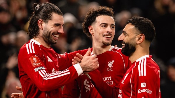 ليفربول في اختبار جديد أمام ولفرهامبتون بالدوري الإنجليزي