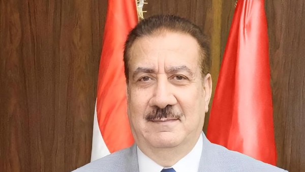 محافظ بورسعيد يُصدق على حركة تنقلات رؤساء الأحياء محافظ بورسعيد يُصدق على حركة تنقلات رؤساء الأحياء