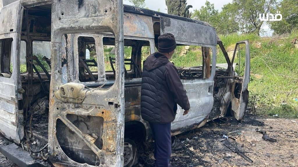 المستوطنون يواصلون جرائمهم: إحراق منازل ومركبات شمال الضفة الغربية