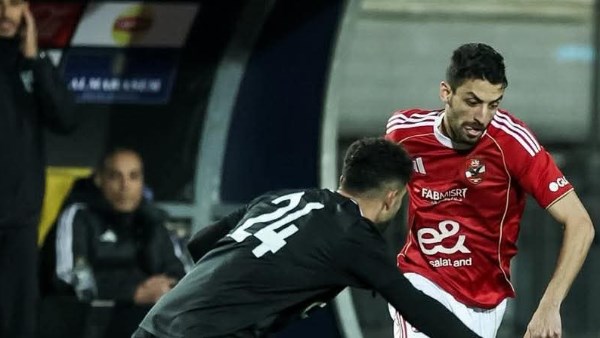 «لوغاريتم فني مُعقّد» .. فرج عامر ينتقد أداء الأهلي بعد التعادل مع زد