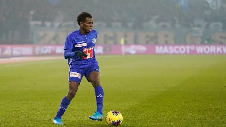 لاعب الزمالك يوضح حقيقة التفاوض بشأن مستحقاته المتأخرة