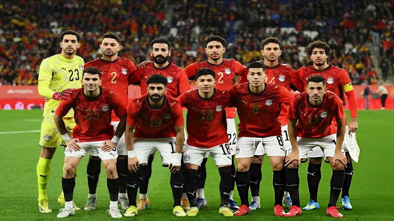 الاتحاد الإسباني يدين تصرف جماهيره خلال مباراة مصر