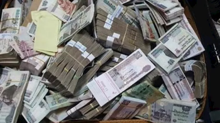 تعرف على سبب نفاد الراتب قبل منصف الشهر