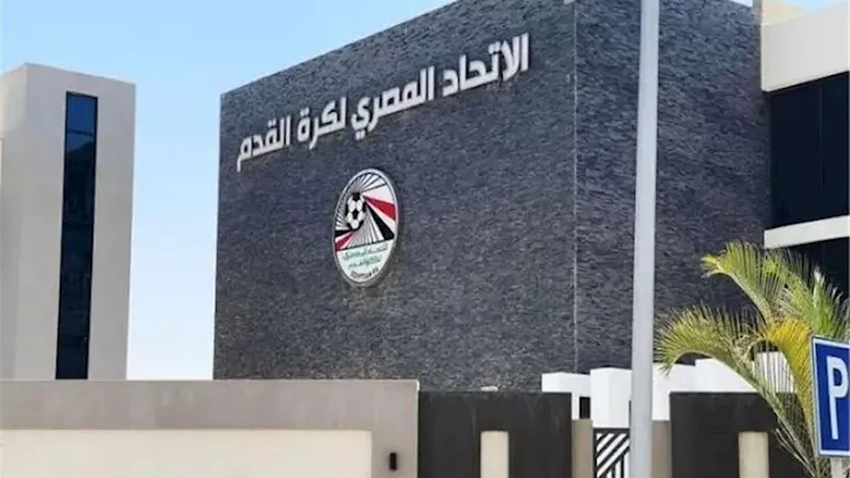 سبب عدم اكتمال جلسة استماع وفد الأهلي لمحادثة الفار