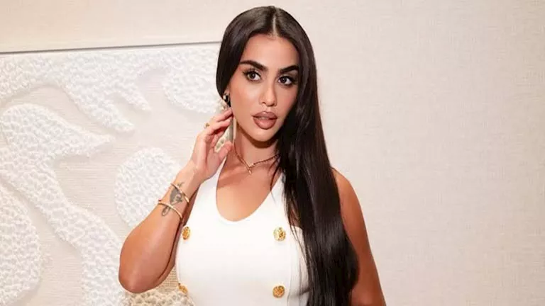 كيف نسقت يمنى خوري إطلالتها في أحدث ظهور لها