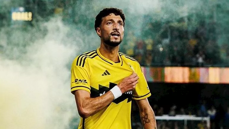 بعد تألقه.. أرقام وسام أبو علي مع كولومبوس كرو الأمريكي