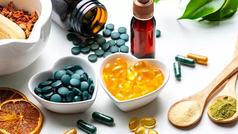 الإفراط في مكملات الحديد والزنك يضر الدماغ ويضعف الذاكرة