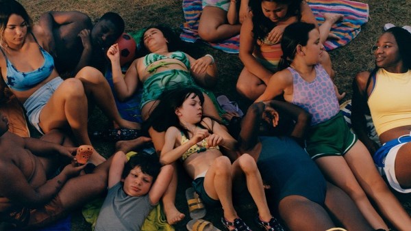 بين هشاشة الصداقة واغتراب الواقع .. عروض فرنسية وتركية بمسابقة مهرجان إسطنبول